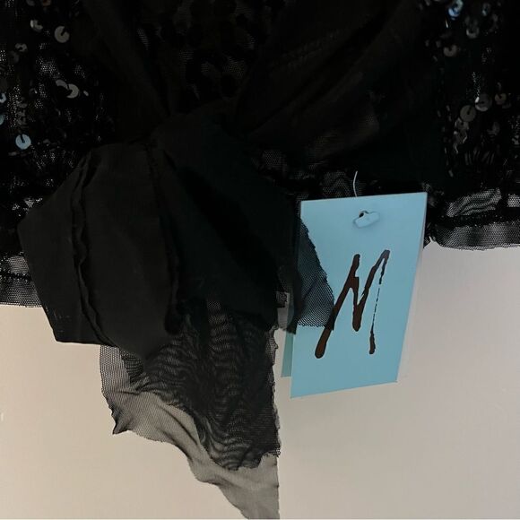 NWT Marciano by Guess black sequinned v neck tie back halter top sz L - Picture 10 of 16